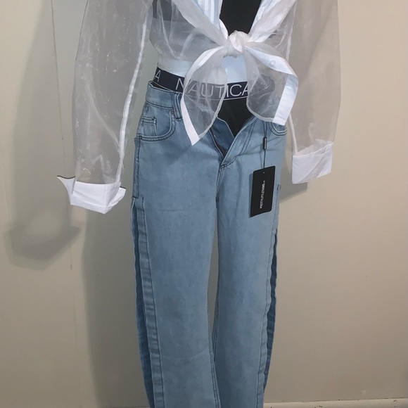 PrettyLittleThing Extreme Split Detail Jeans - Picture 1 of 6